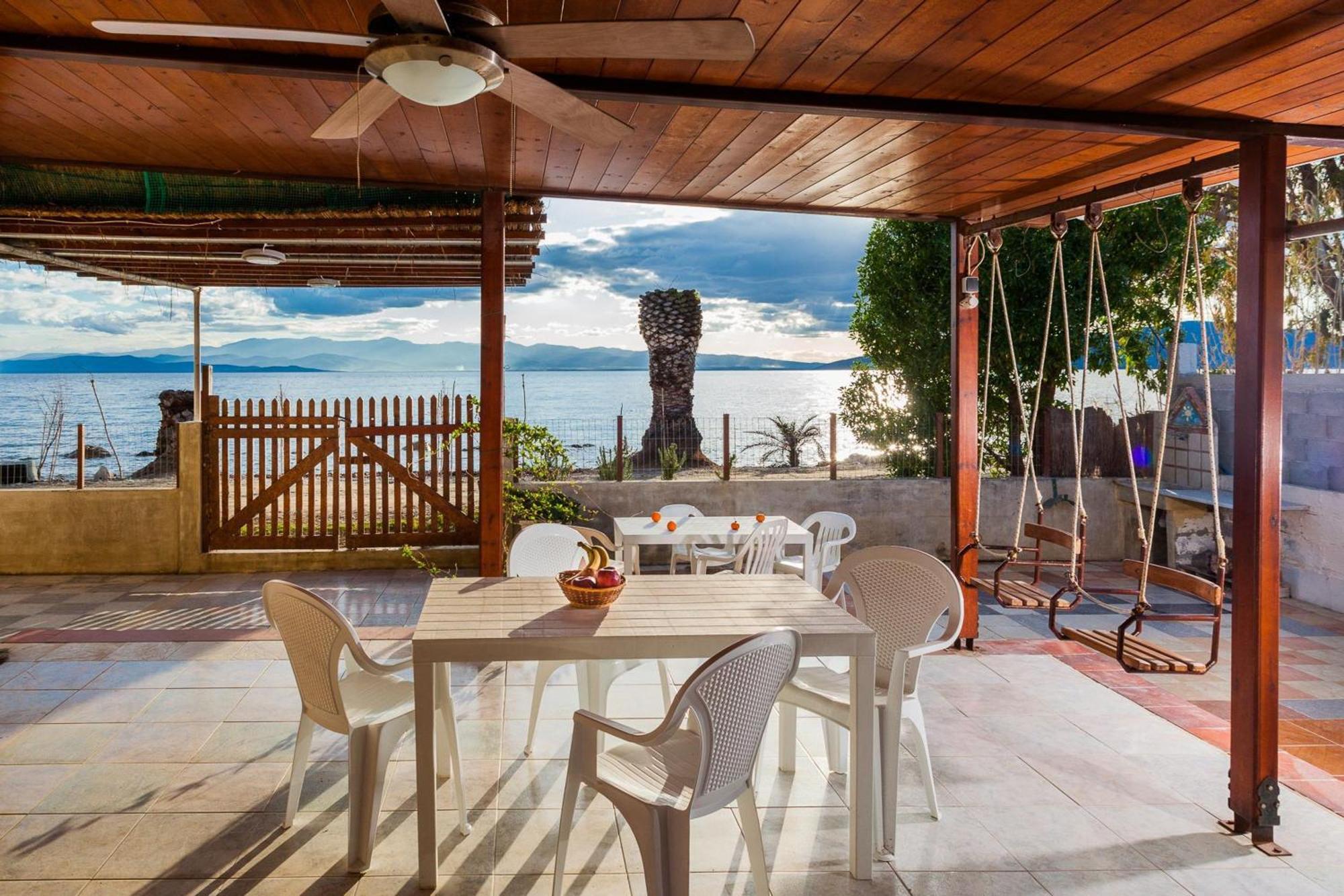 Karnagio Seafront In Agria Villa Káto Lekhónia Eksteriør billede
