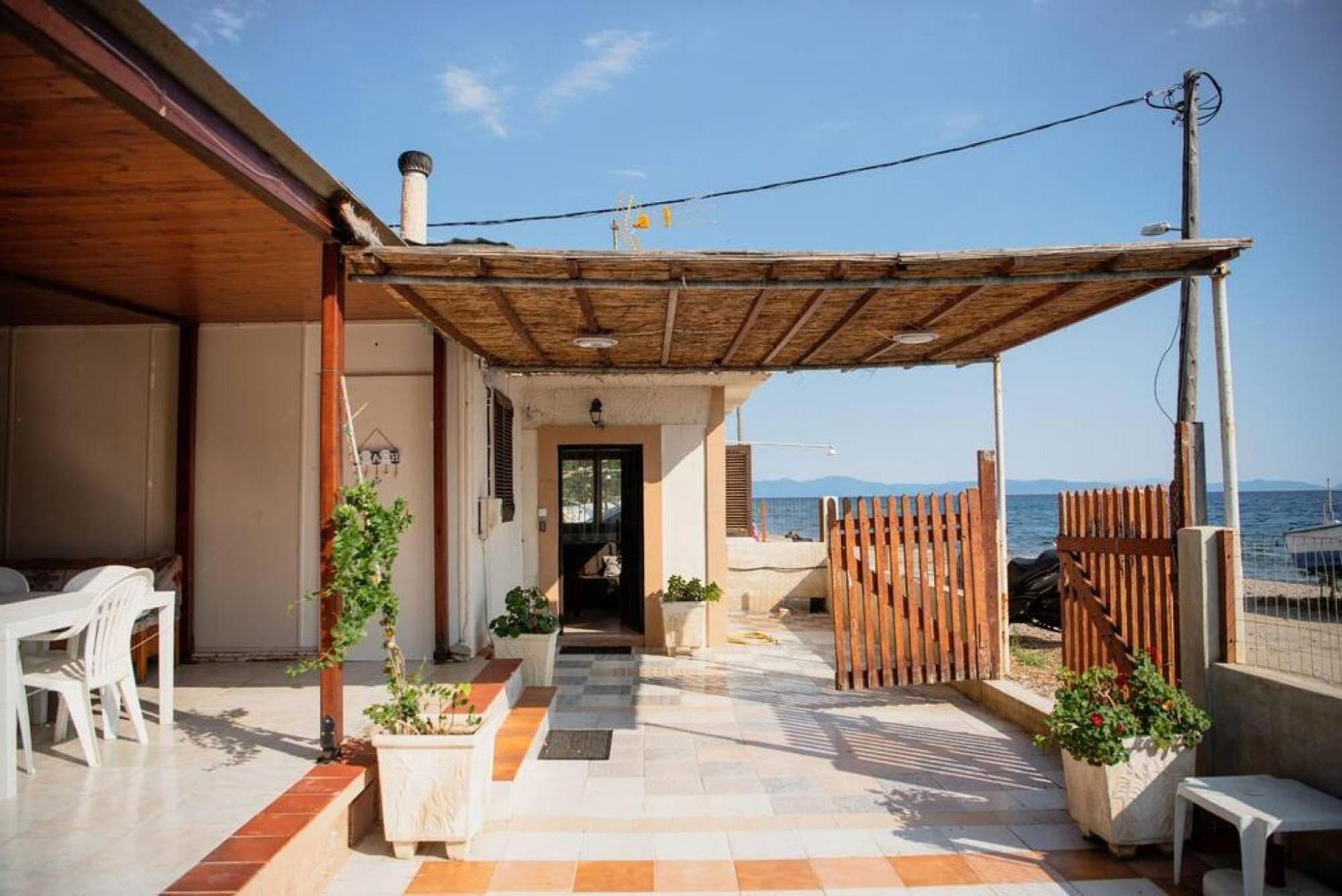 Karnagio Seafront In Agria Villa Káto Lekhónia Eksteriør billede