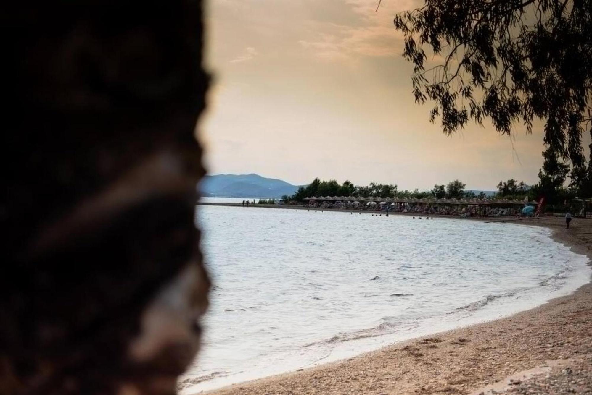 Karnagio Seafront In Agria Villa Káto Lekhónia Eksteriør billede